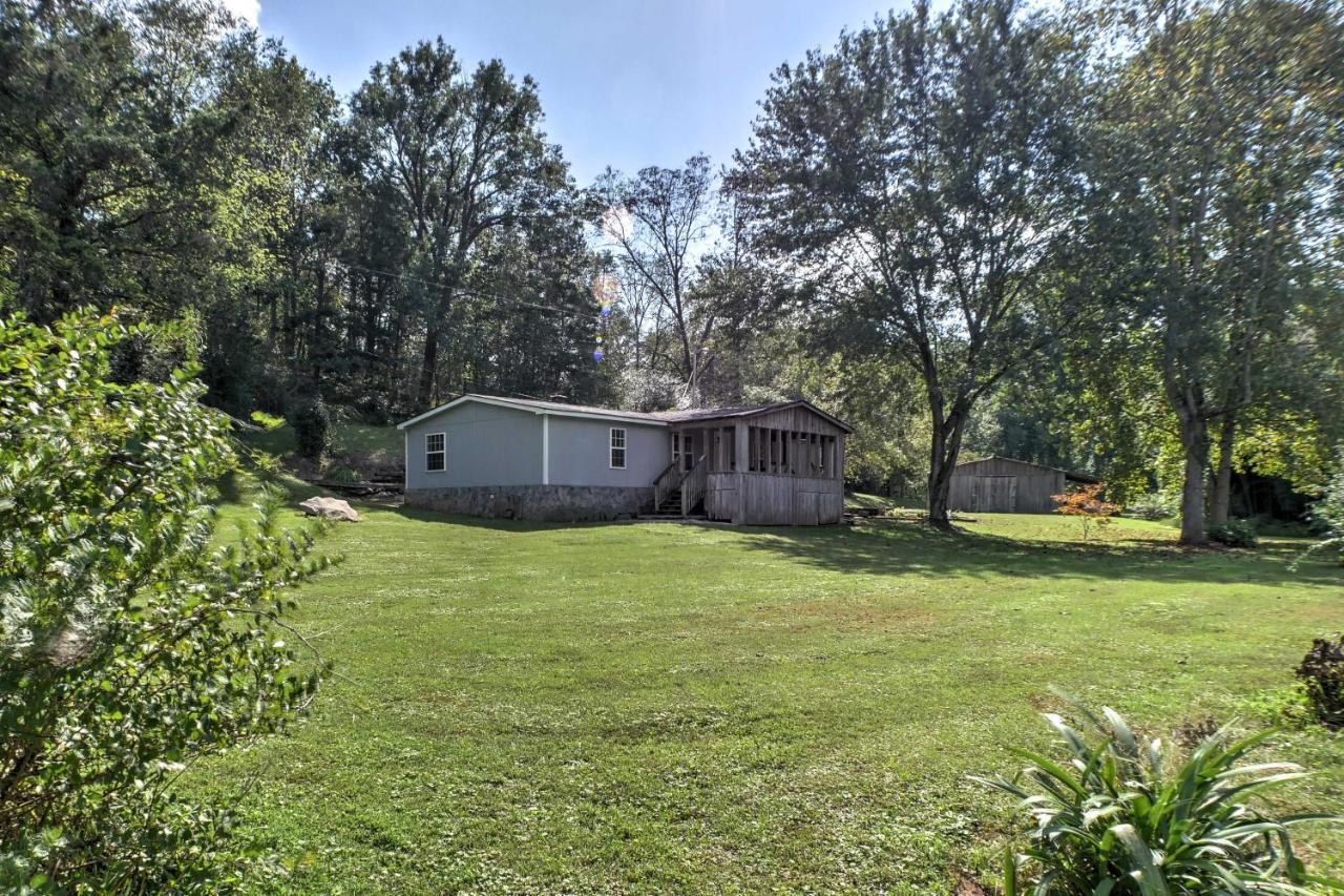 Ooltewah Cabin With Grill, Pool Table And Porch! Exterior photo
